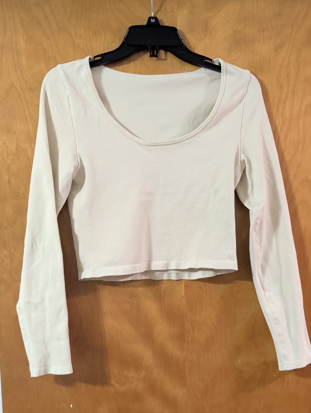 Women's Scoop Neck Long Sleeve Crop Top - Cream